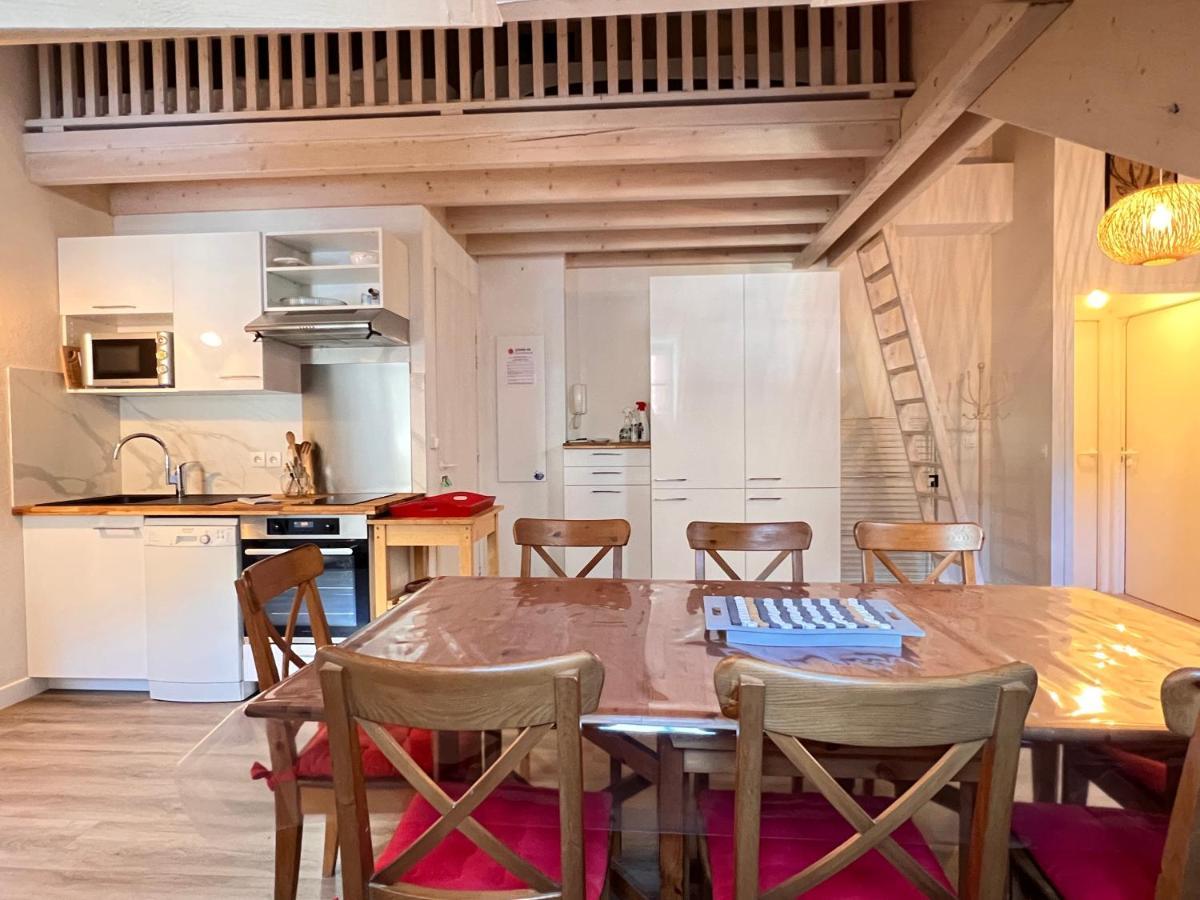 קאוטרט Place De La Mairie T2 Type Loft 70M2 Terrasse 35M2 מראה חיצוני תמונה